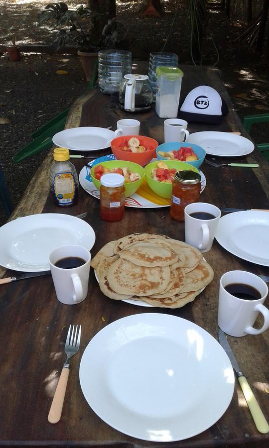 Casa Mymy Hostel Playa Negra ภายนอก รูปภาพ